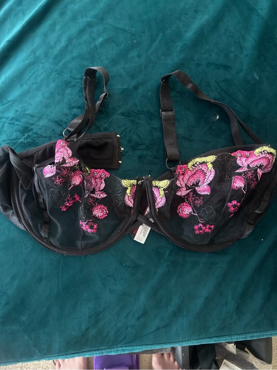 Adore Me Other - Adore Me Black Sheer Underwire Bra with Pink Floral Embroidery